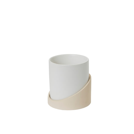 Brisbane Pot with Saucer 4.75"x 5.5"