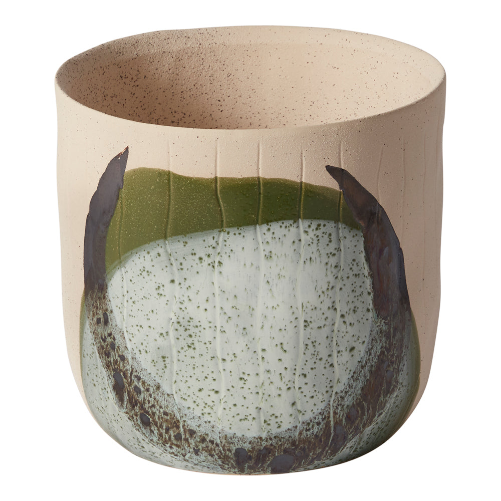 Finn Pot 9"x 8.5"x 8.25"