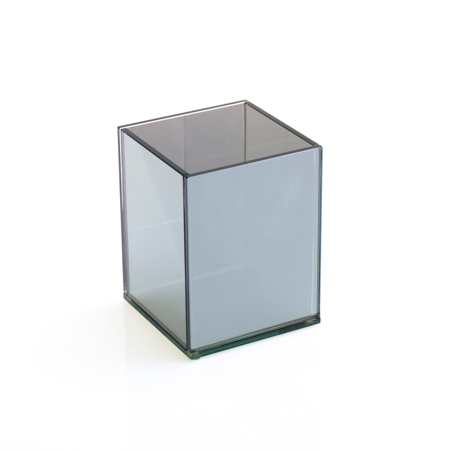 Myriad Candleholder 4"x 5.25"