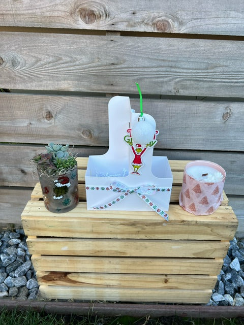 Grinch Cup Holder Gift Set